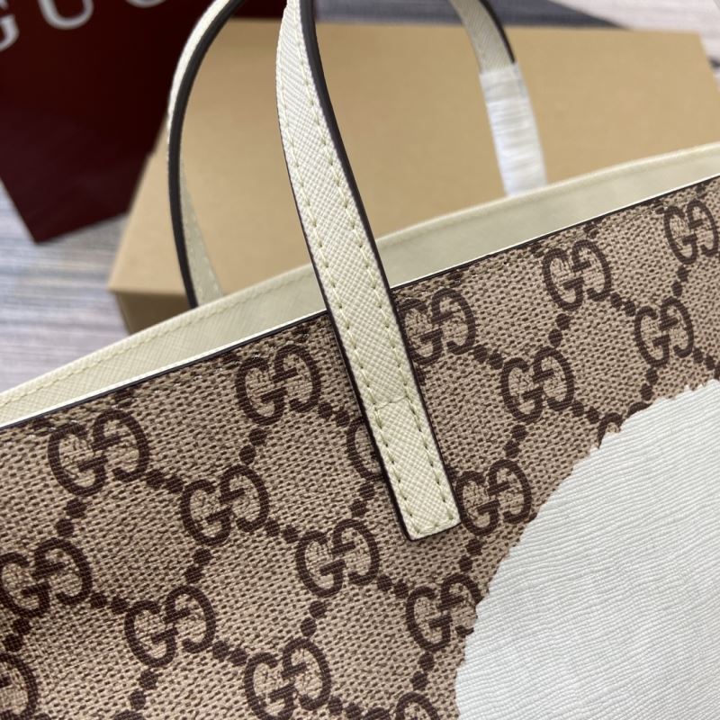 Gvc*1 tote bags